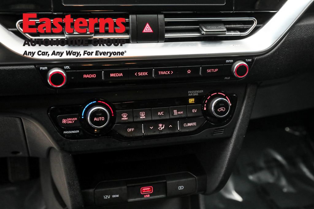 Used 2021 Kia Niro EX w/ Cold Weather Package image 20