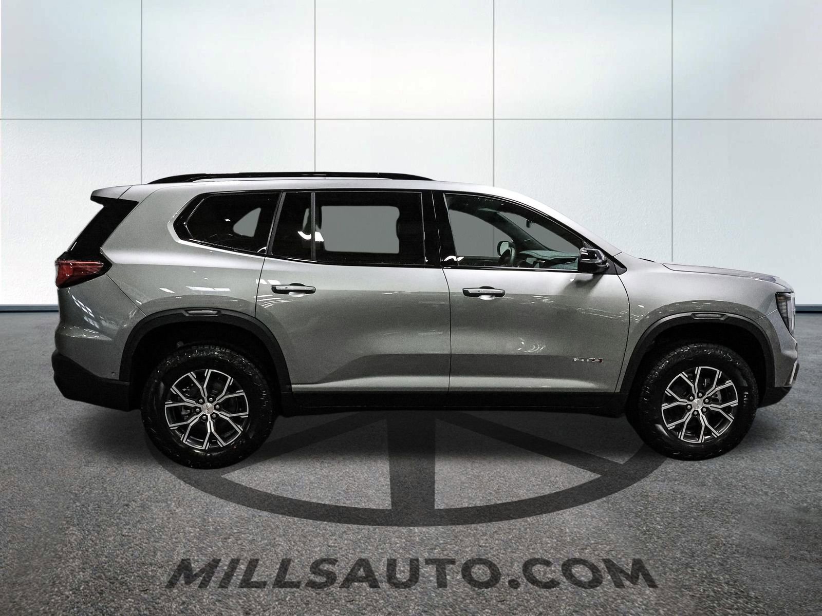 New 2026 GMC Acadia AT4 w/ Super Cruise Package image 9