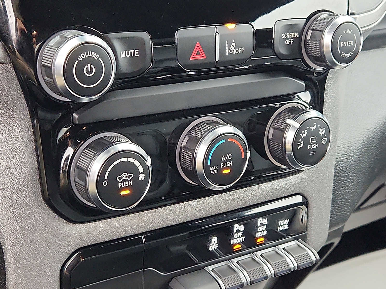 Certified 2025 RAM 1500 Tradesman image 15