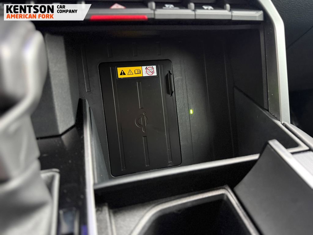 Used 2023 Toyota Tundra Platinum w/ Advanced Package AWD/4WD image 27