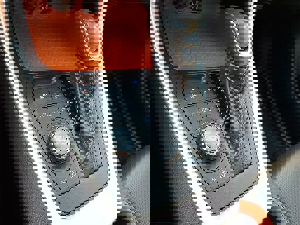 Used 2019 Toyota RAV4 Adventure image 10