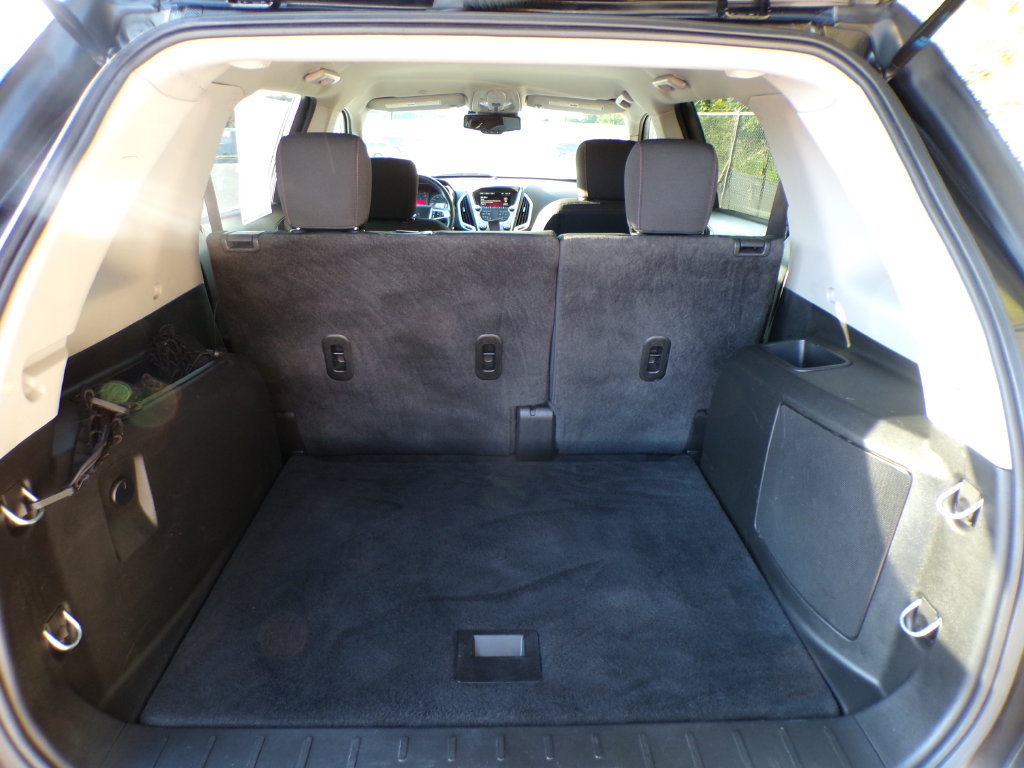Used 2016 GMC Terrain SLE w/ Cargo Package AWD/4WD image 18