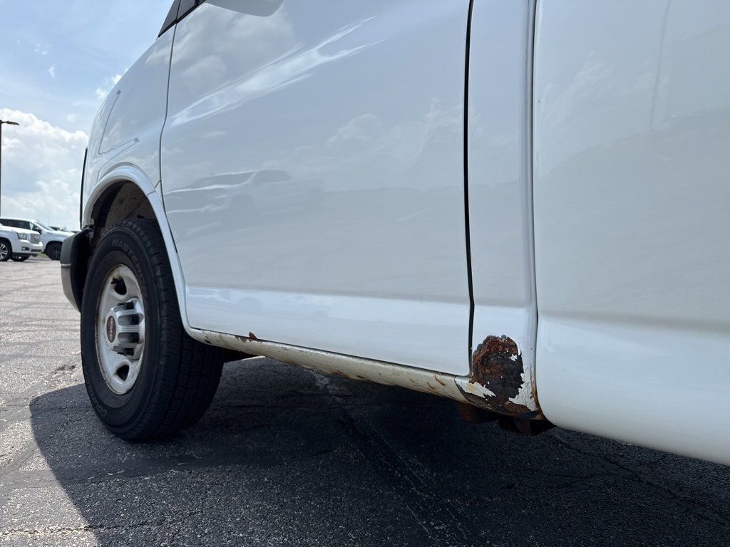 Used 2013 GMC Savana 3500 image 12