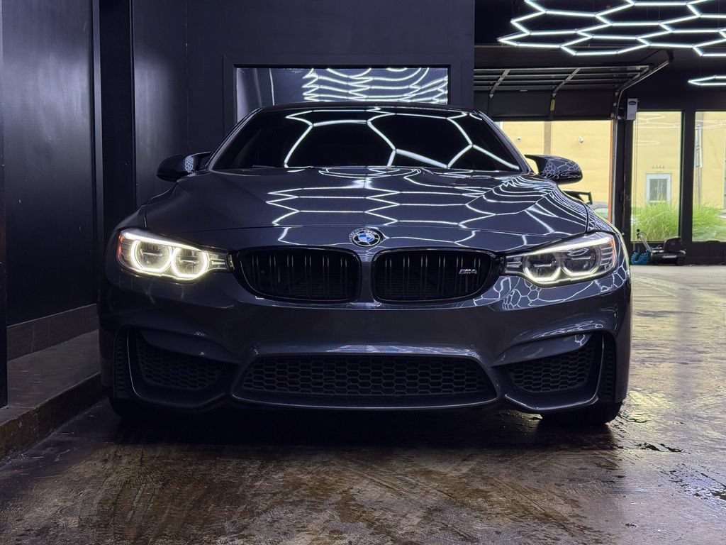 Used 2015 BMW M4 Coupe w/ Executive Package RWD image 2