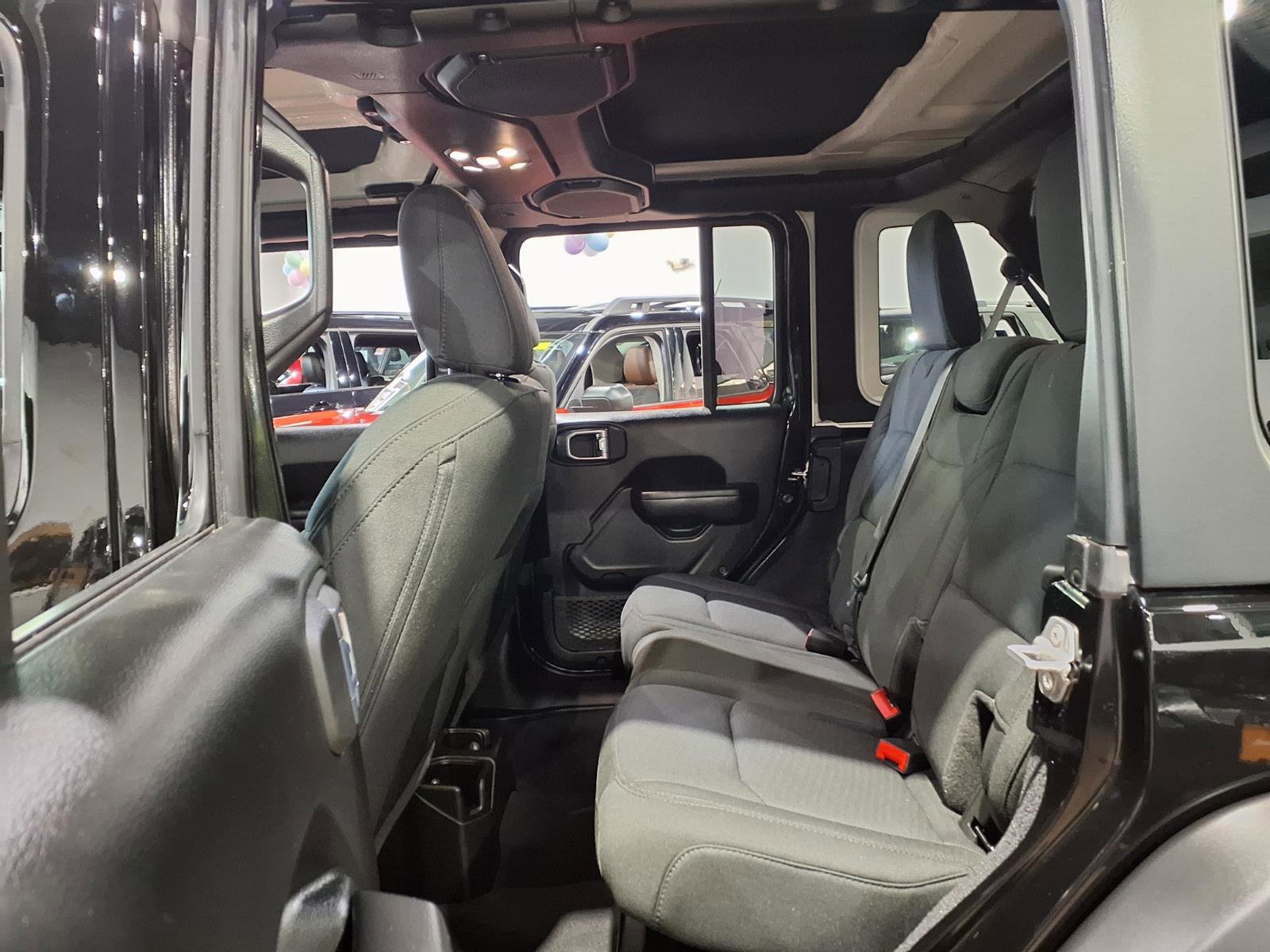 Used 2021 Jeep Wrangler Unlimited Sport AWD/4WD image 18