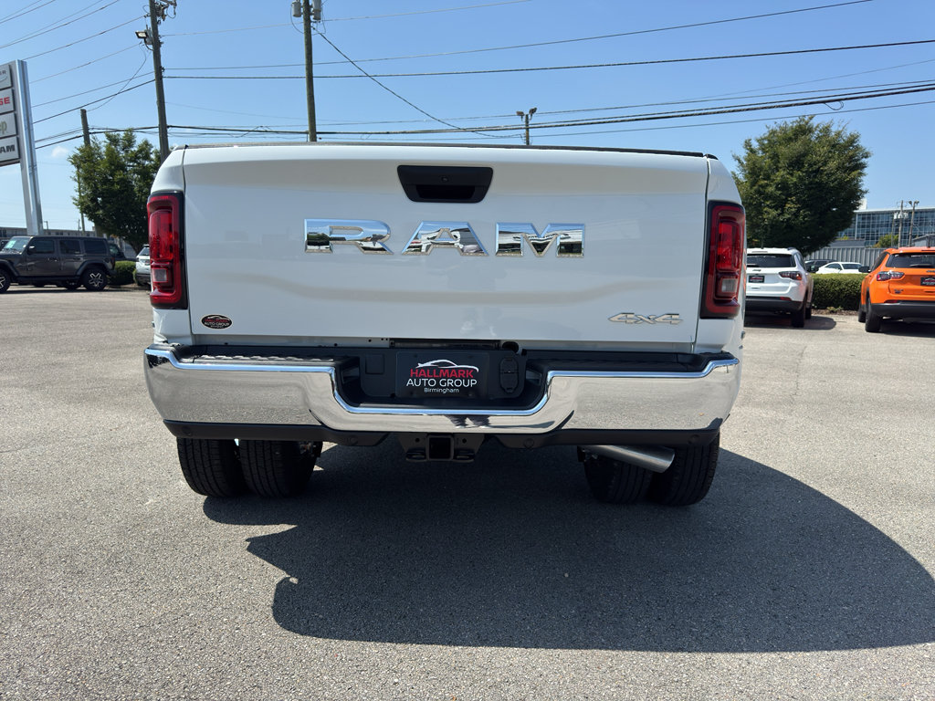 New 2027 RAM 3500 Tradesman AWD/4WD image 8