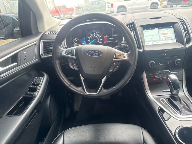 Used 2018 Ford Edge SEL w/ Equipment Group 201A image 2