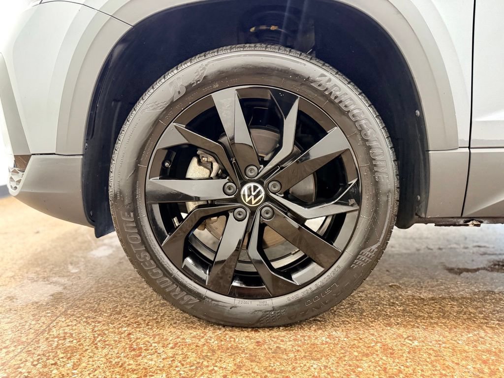 Used 2022 Volkswagen Taos SE AWD/4WD image 27