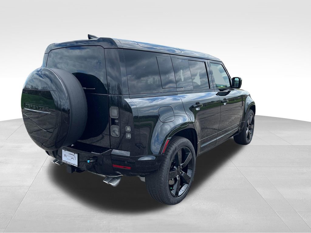 New 2026 Land Rover Defender 110 V8 AWD/4WD image 5