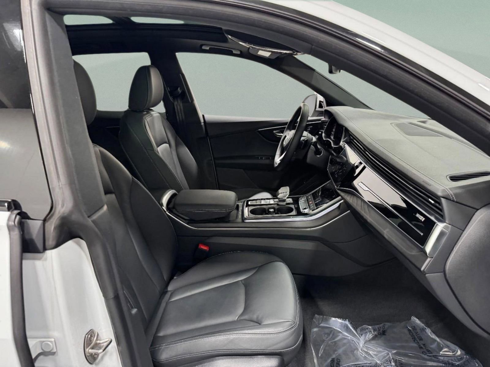 Certified 2023 Audi Q8 Premium w/ Convenience Package AWD/4WD image 31