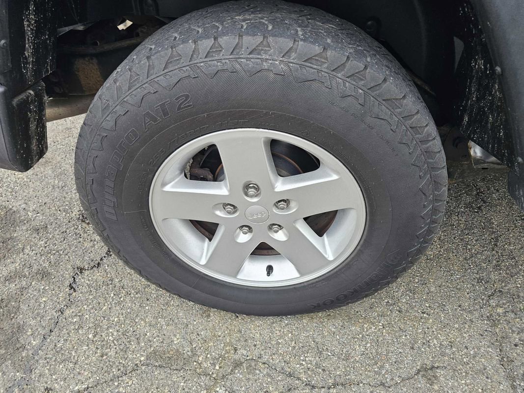 Used 2014 Jeep Wrangler Sport w/ Quick Order Package 24S AWD/4WD image 16