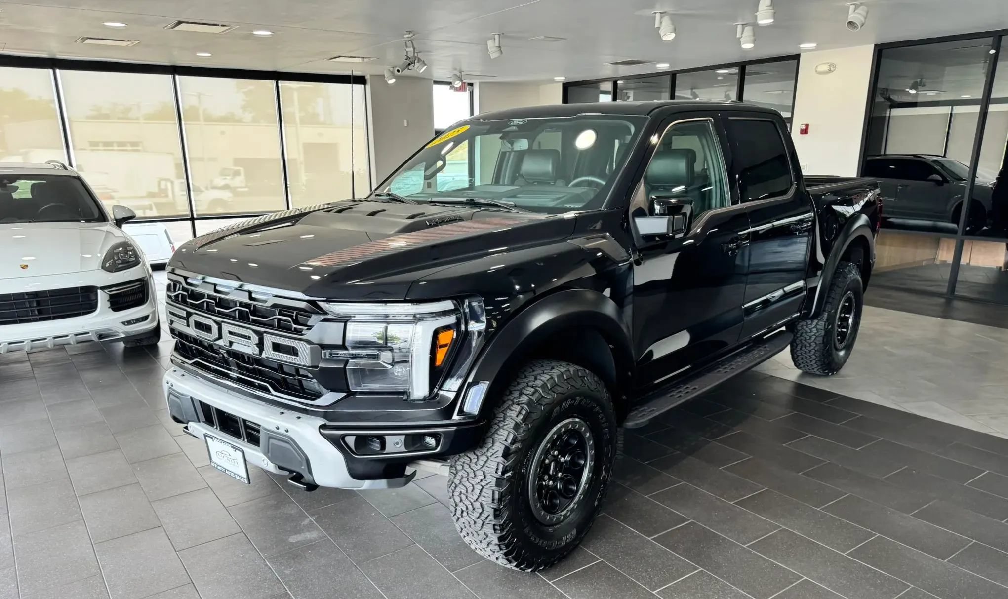 Used 2025 Ford F150 Raptor AWD/4WD image 1