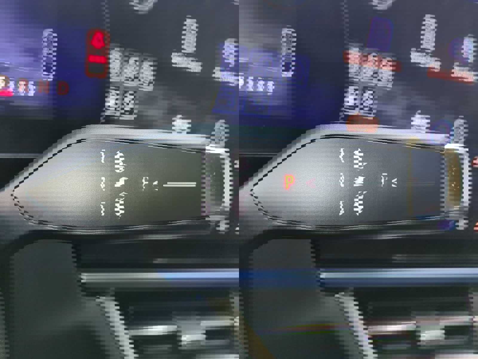 Used 2025 Chevrolet Equinox EV LT w/ Convenience Package image 22