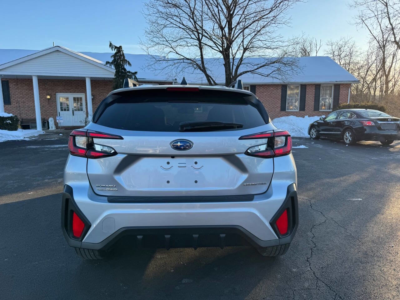 Used 2025 Subaru Crosstrek 2.0i Premium image 6