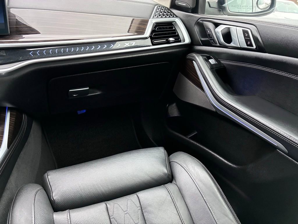Used 2024 BMW X7 xDrive40i w/ Premium Package AWD/4WD image 51