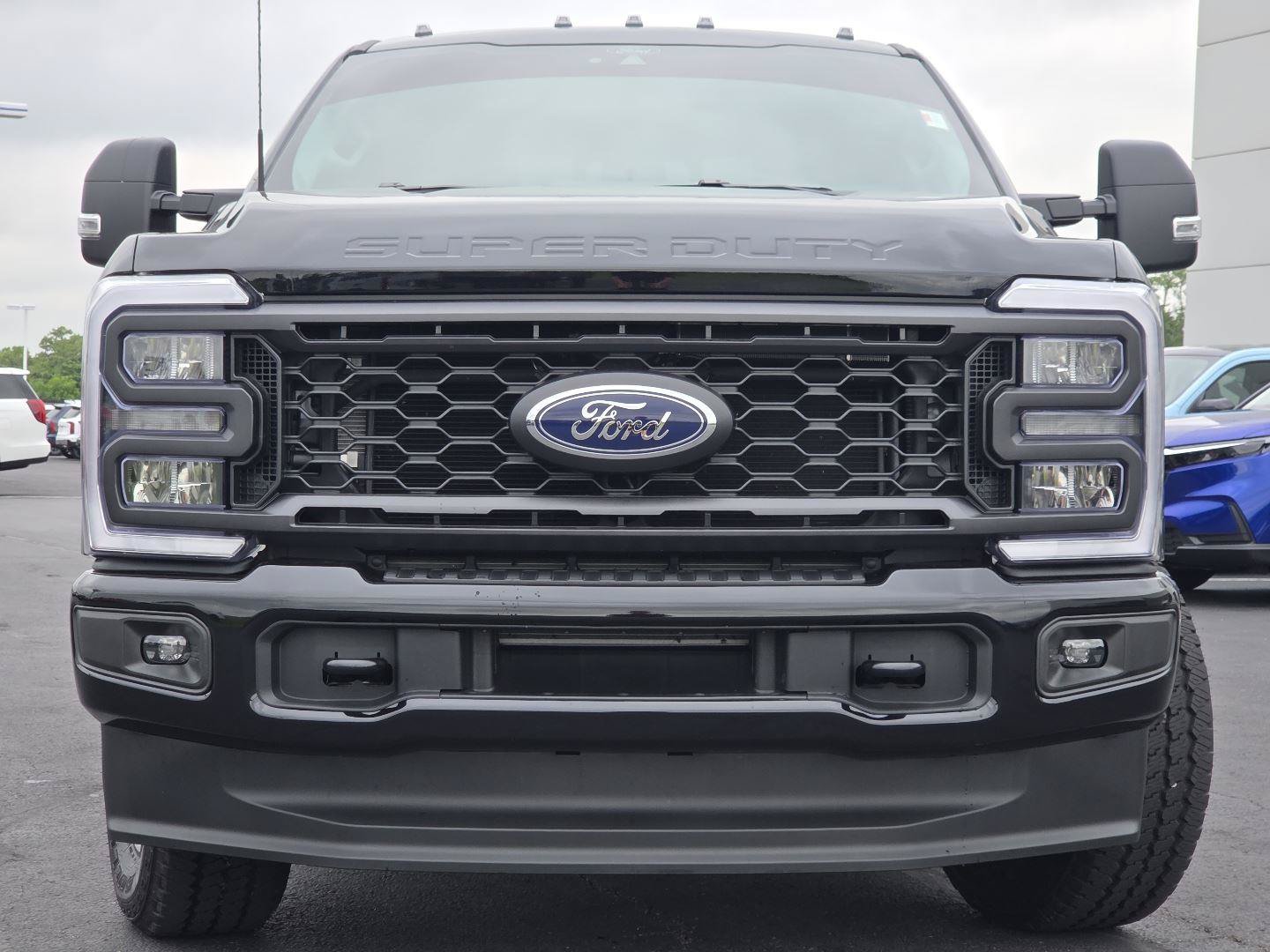 Used 2026 Ford F250 XL w/ STX Appearance Package AWD/4WD image 9