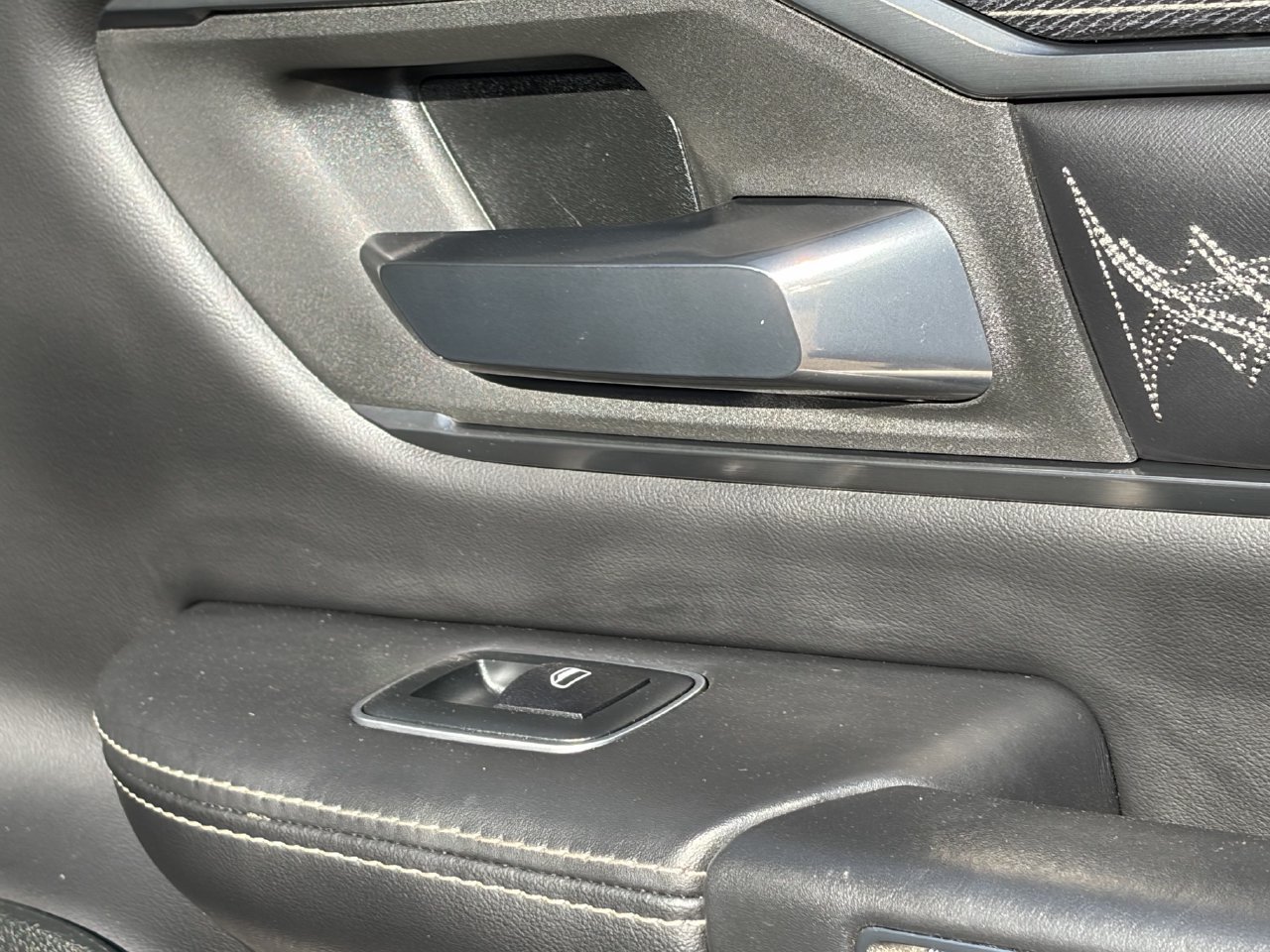Used 2021 RAM 1500 Limited w/ Night Edition AWD/4WD image 18