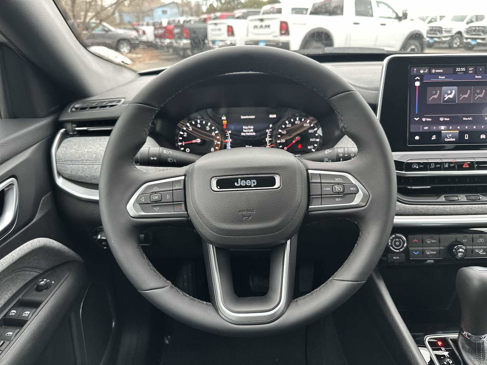 New 2026 Jeep Compass Latitude image 11