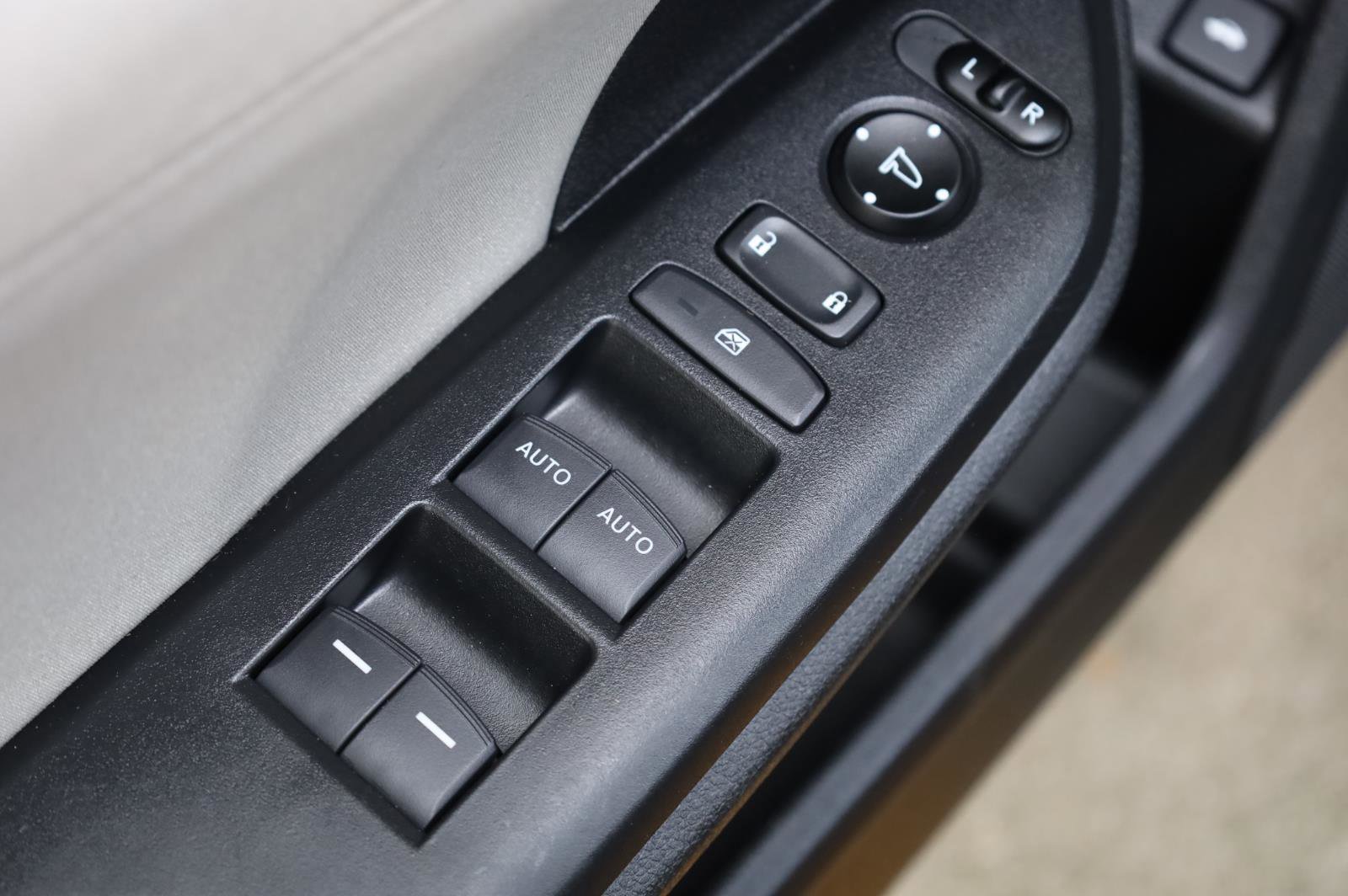 Used 2019 Honda Insight EX image 35