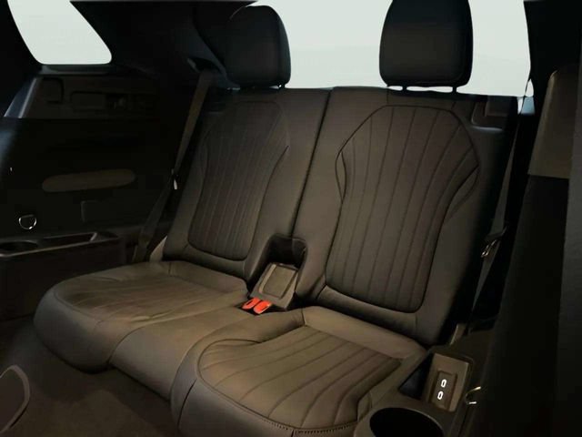 Used 2024 Mercedes-Benz EQS 450+ SUV w/ Exclusive Trim Package image 23