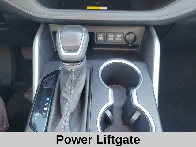 Used 2024 Toyota Highlander XLE image 9