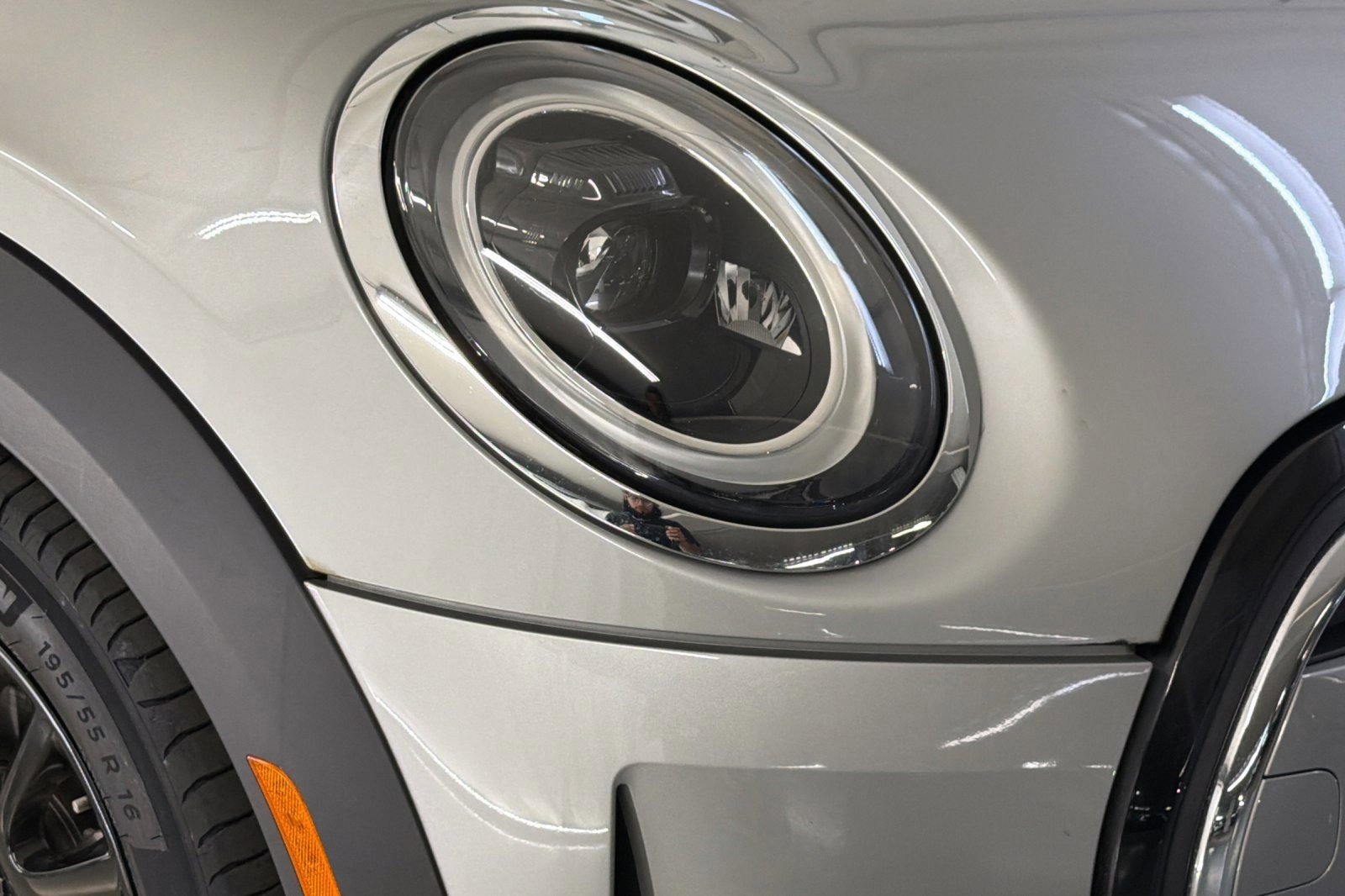 Used 2024 MINI Cooper 2-Door Hardtop FWD image 11