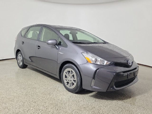 Used 2015 Toyota Prius V Four FWD image 4