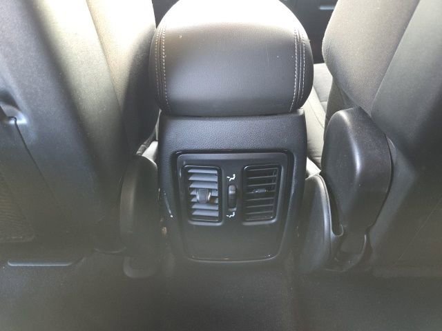 Used 2023 Dodge Durango SXT image 22