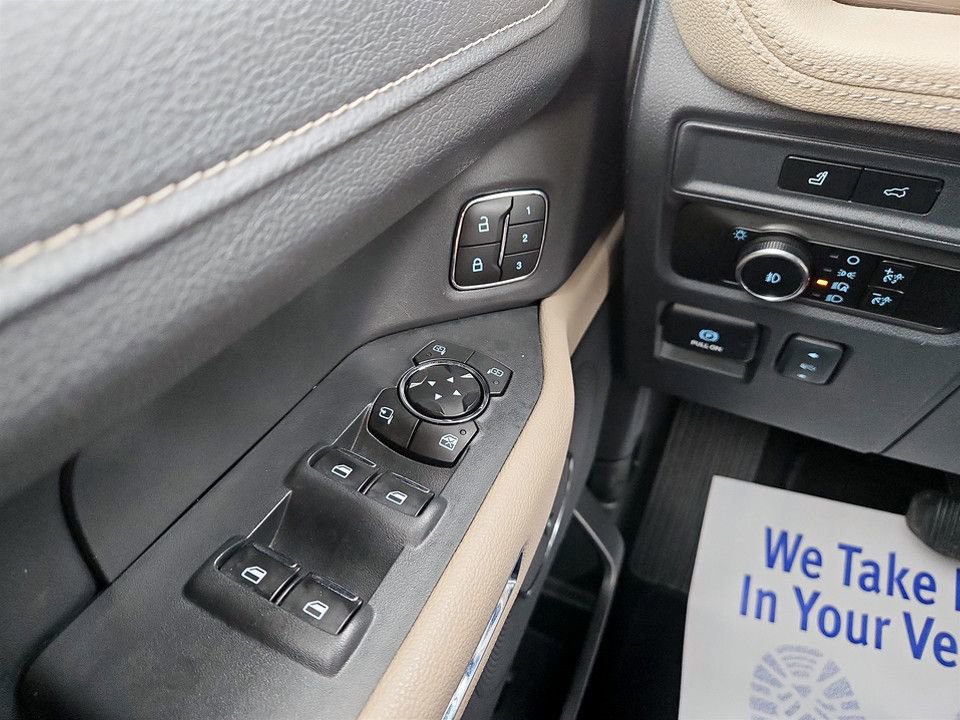 Used 2024 Ford Expedition Limited AWD/4WD image 21