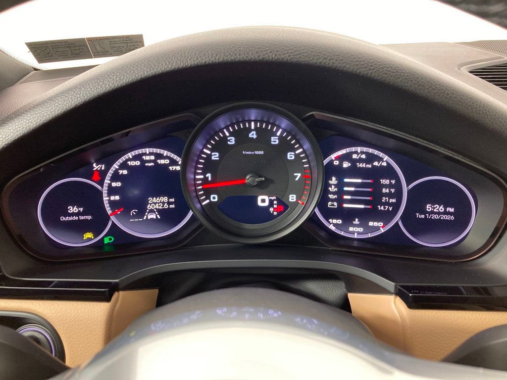 Certified 2023 Porsche Cayenne image 10