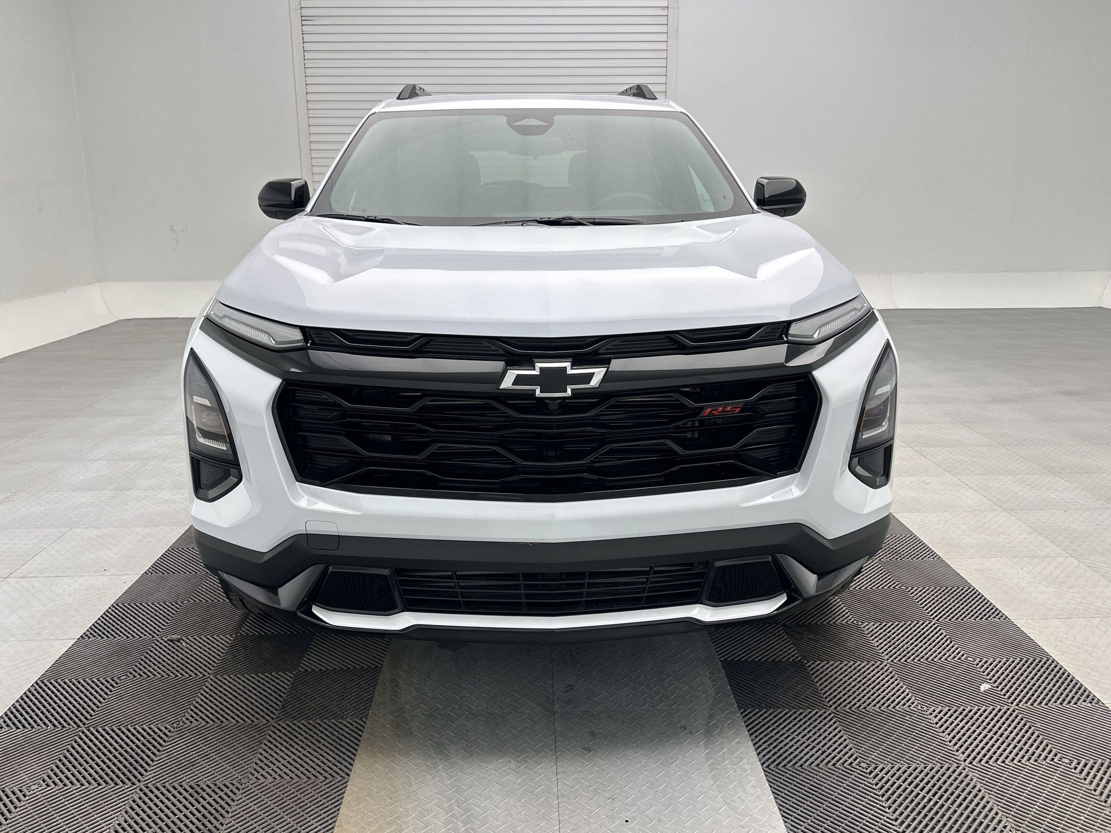New 2027 Chevrolet Equinox RS w/ LPO, Floor Liner Package AWD/4WD image 6
