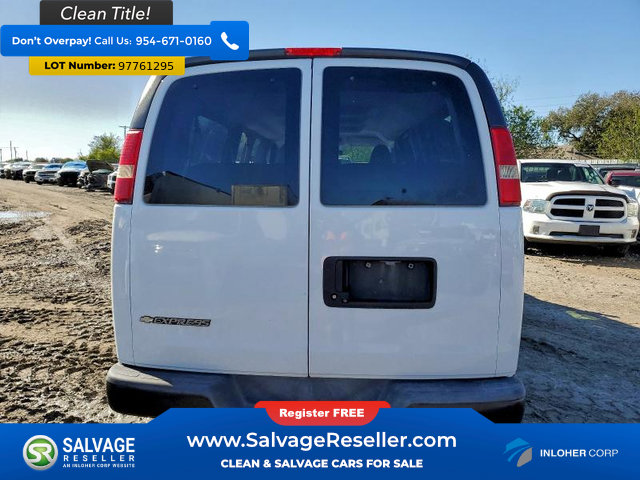 Used 2017 Chevrolet Express 3500 LS image 8