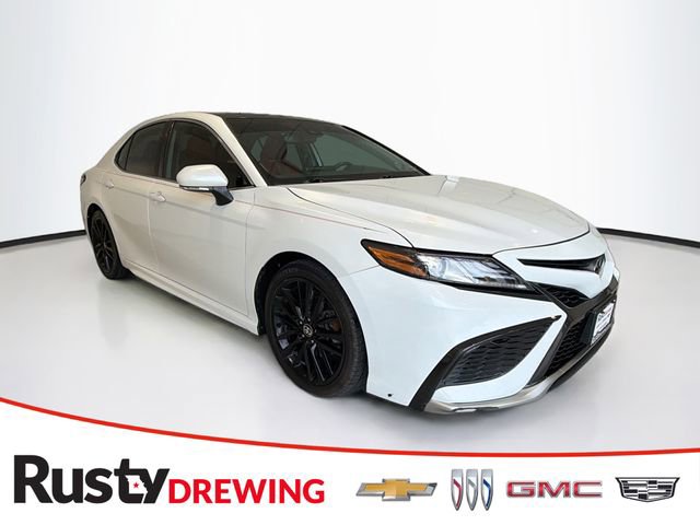 Used 2021 Toyota Camry XSE image 1