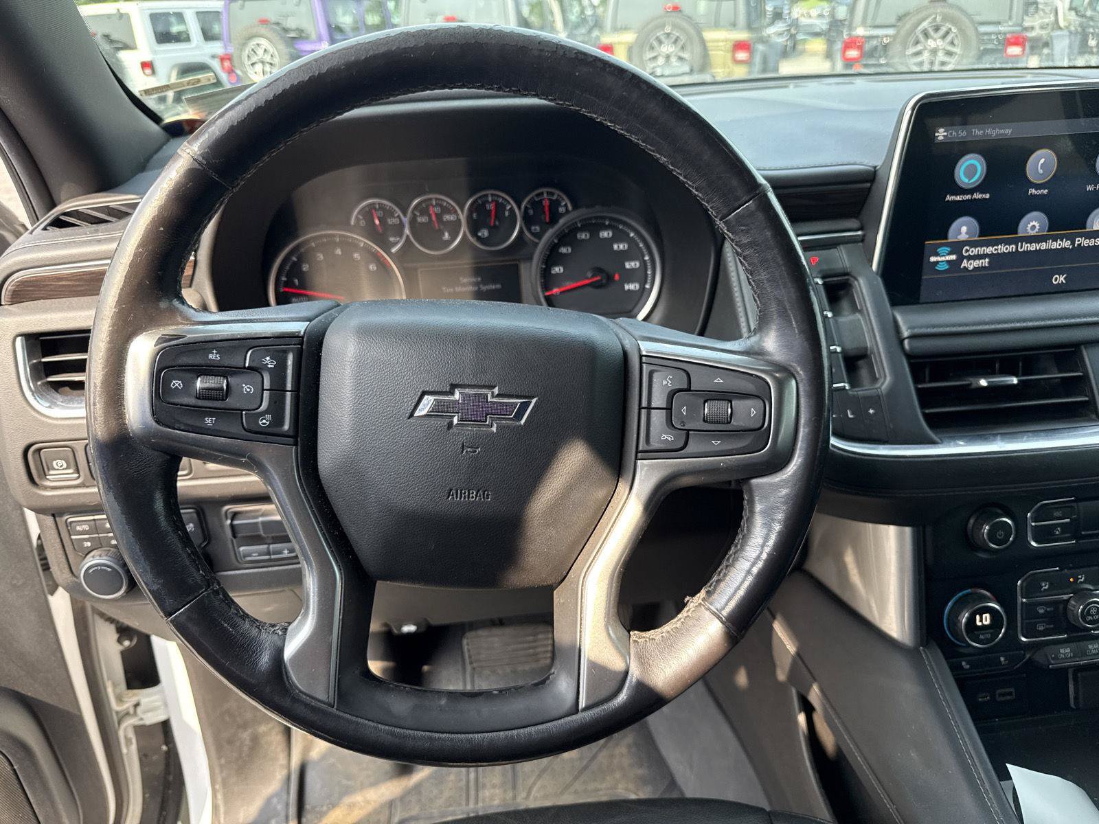 Used 2021 Chevrolet Suburban Z71 w/ Z71 Signature Package AWD/4WD image 19