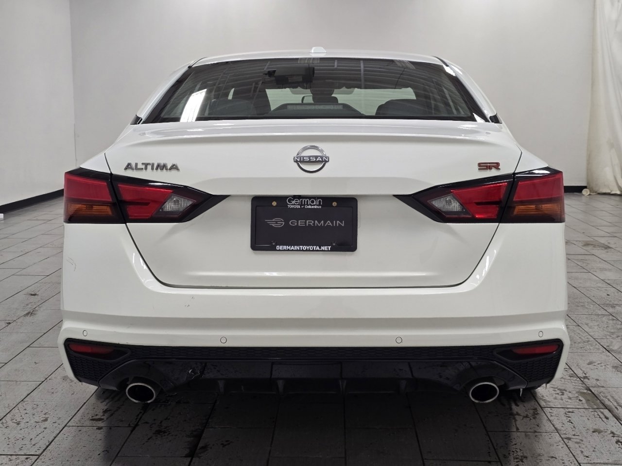 Used 2024 Nissan Altima 2.5 SR image 13