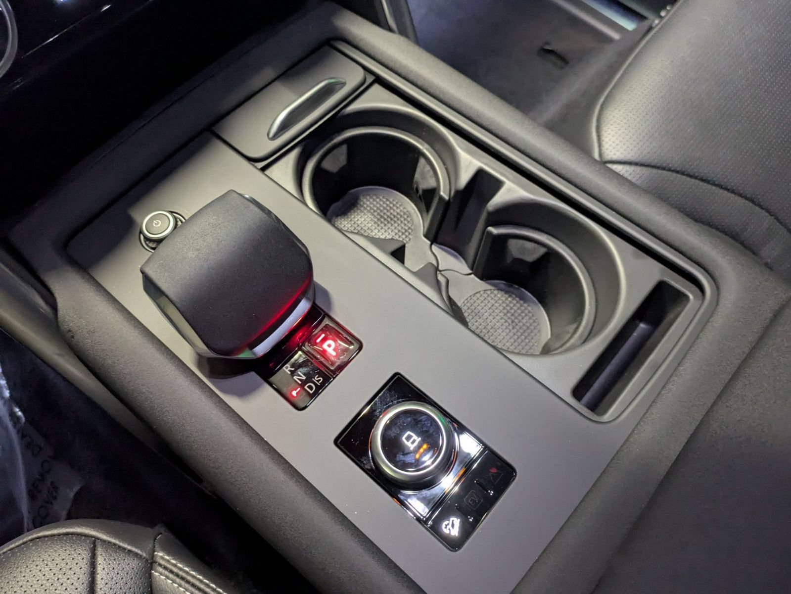 New 2026 Land Rover Discovery S AWD/4WD image 22