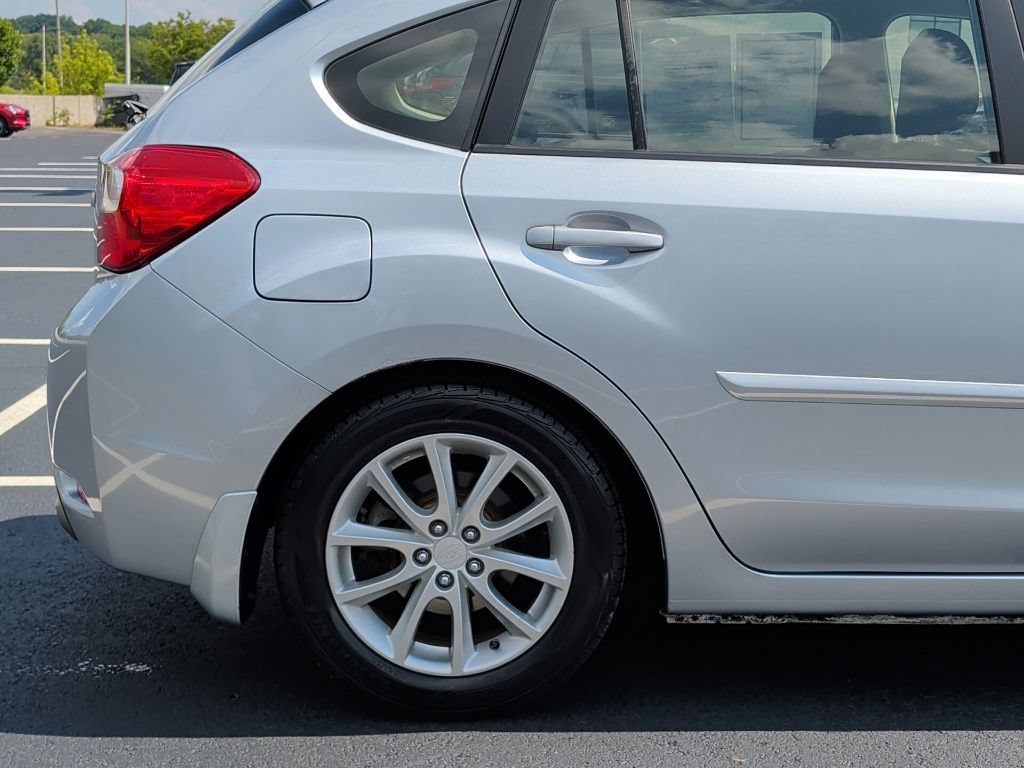 Used 2013 Subaru Impreza 2.0i Premium AWD/4WD image 10