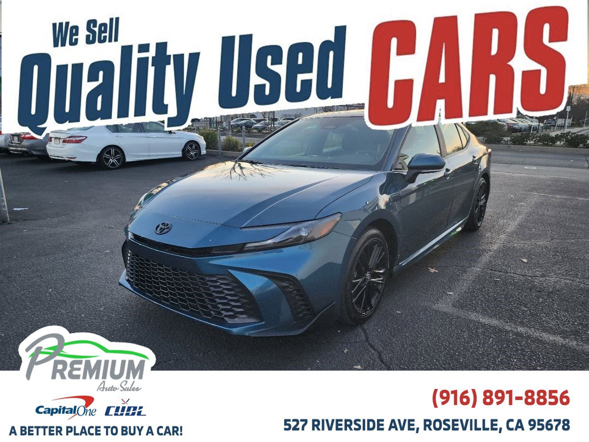 Used 2025 Toyota Camry SE w/ Multimedia Upgrade Package image 1