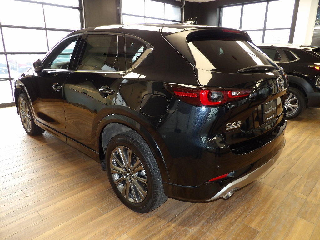 Certified 2025 MAZDA CX-5 Signature image 8