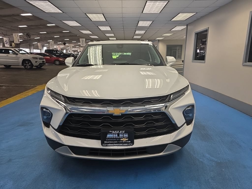 Certified 2024 Chevrolet Blazer LT w/ Convenience Package FWD image 16