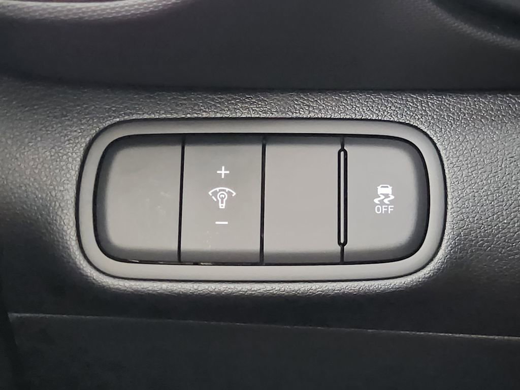 New 2026 Hyundai Venue SE FWD image 17