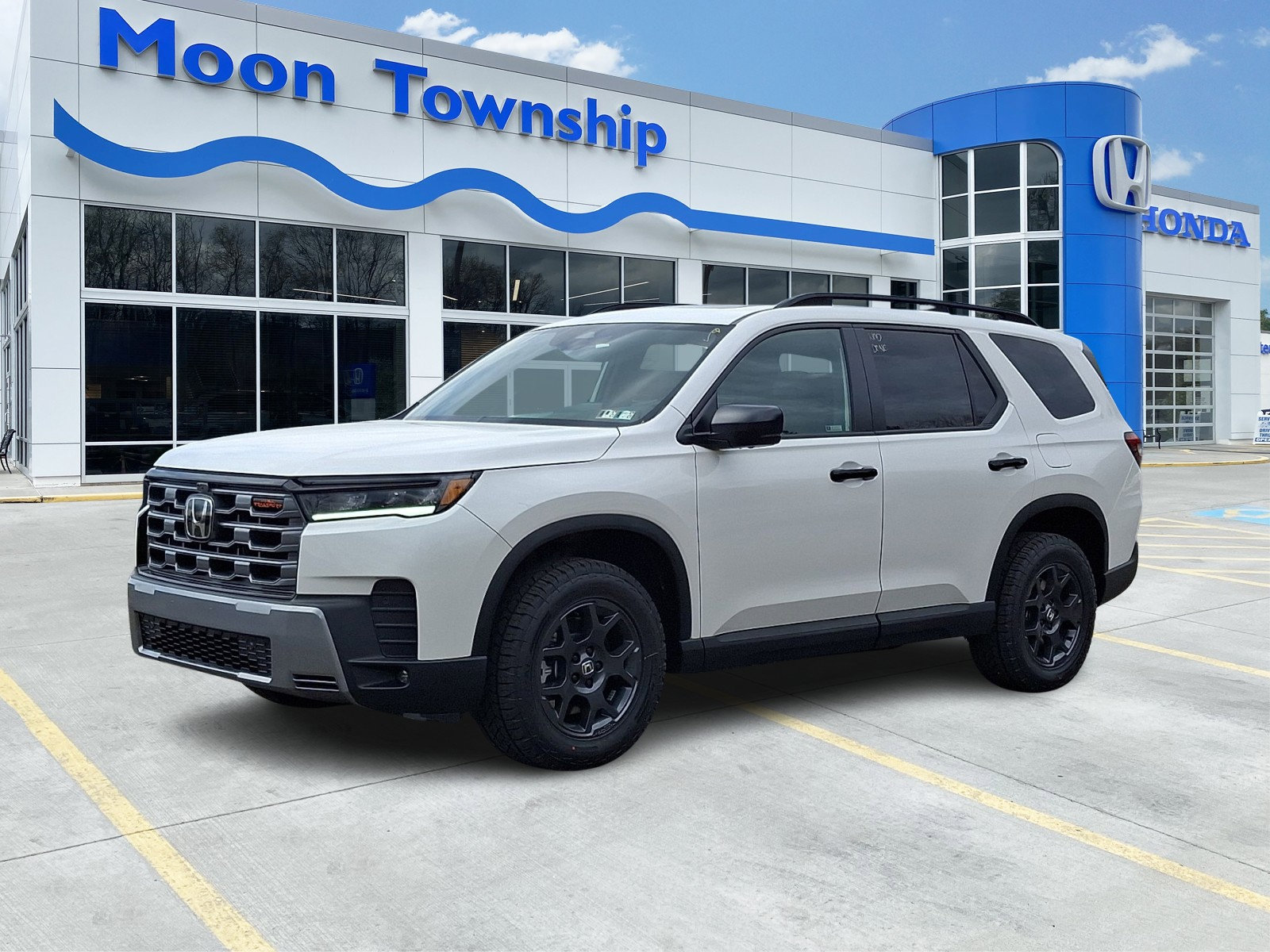 New 2026 Honda Pilot TrailSport image 3