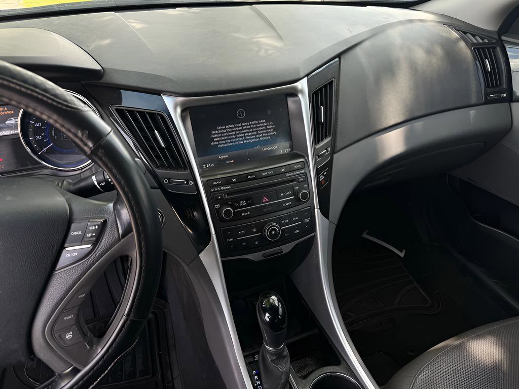 Used 2014 Hyundai Sonata Limited w/ Technology Package 05 FWD image 26