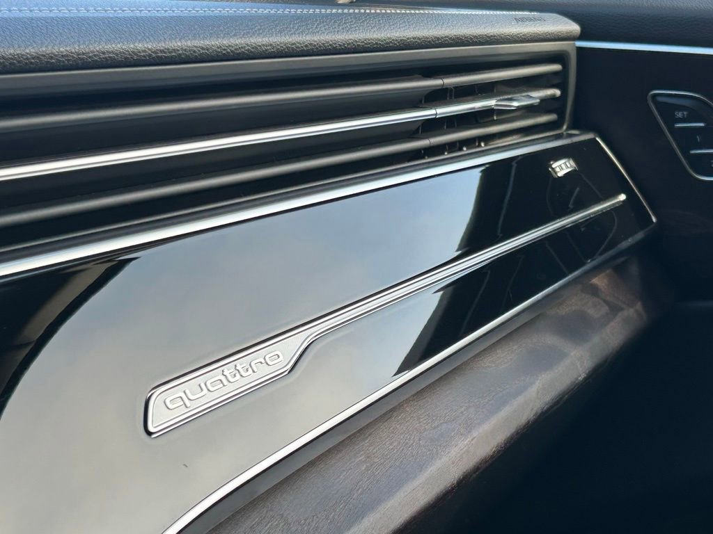 Used 2025 Audi Q7 3.0T Prestige image 39