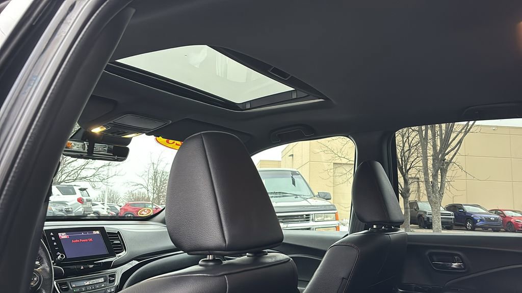 Certified 2023 Honda Ridgeline Black Edition image 32