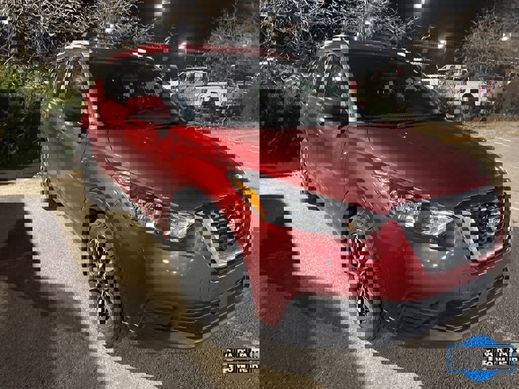 Used 2020 Nissan Kicks SV w/ Exterior Package image 1