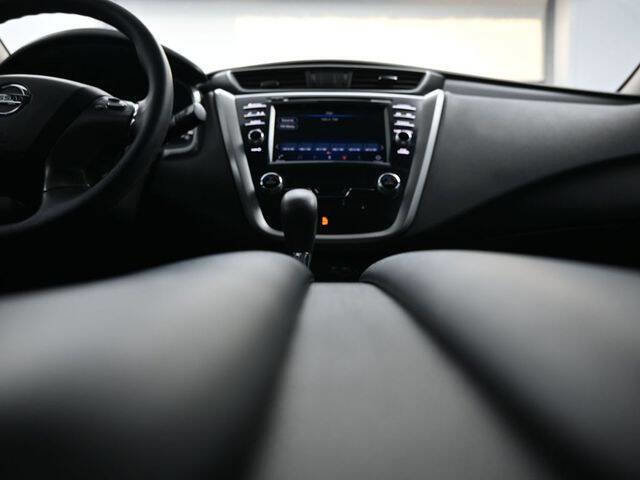 Used 2021 Nissan Murano S image 14