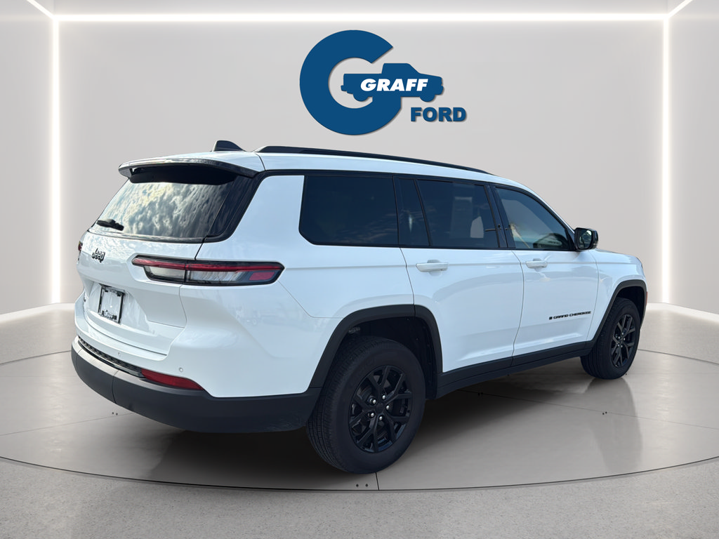 Used 2025 Jeep Grand Cherokee L Altitude AWD/4WD image 8