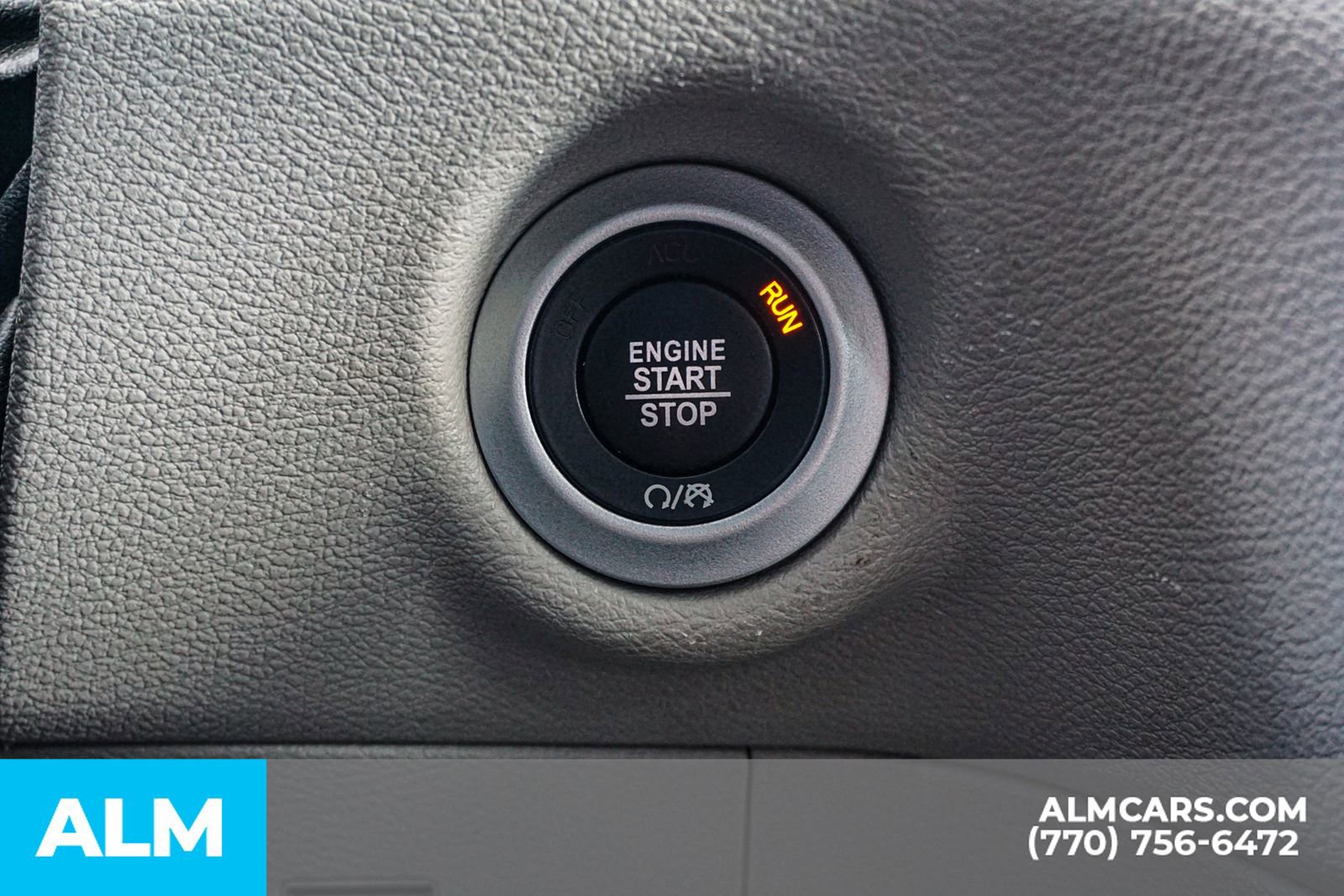 Used 2024 Chrysler Pacifica Touring-L image 33