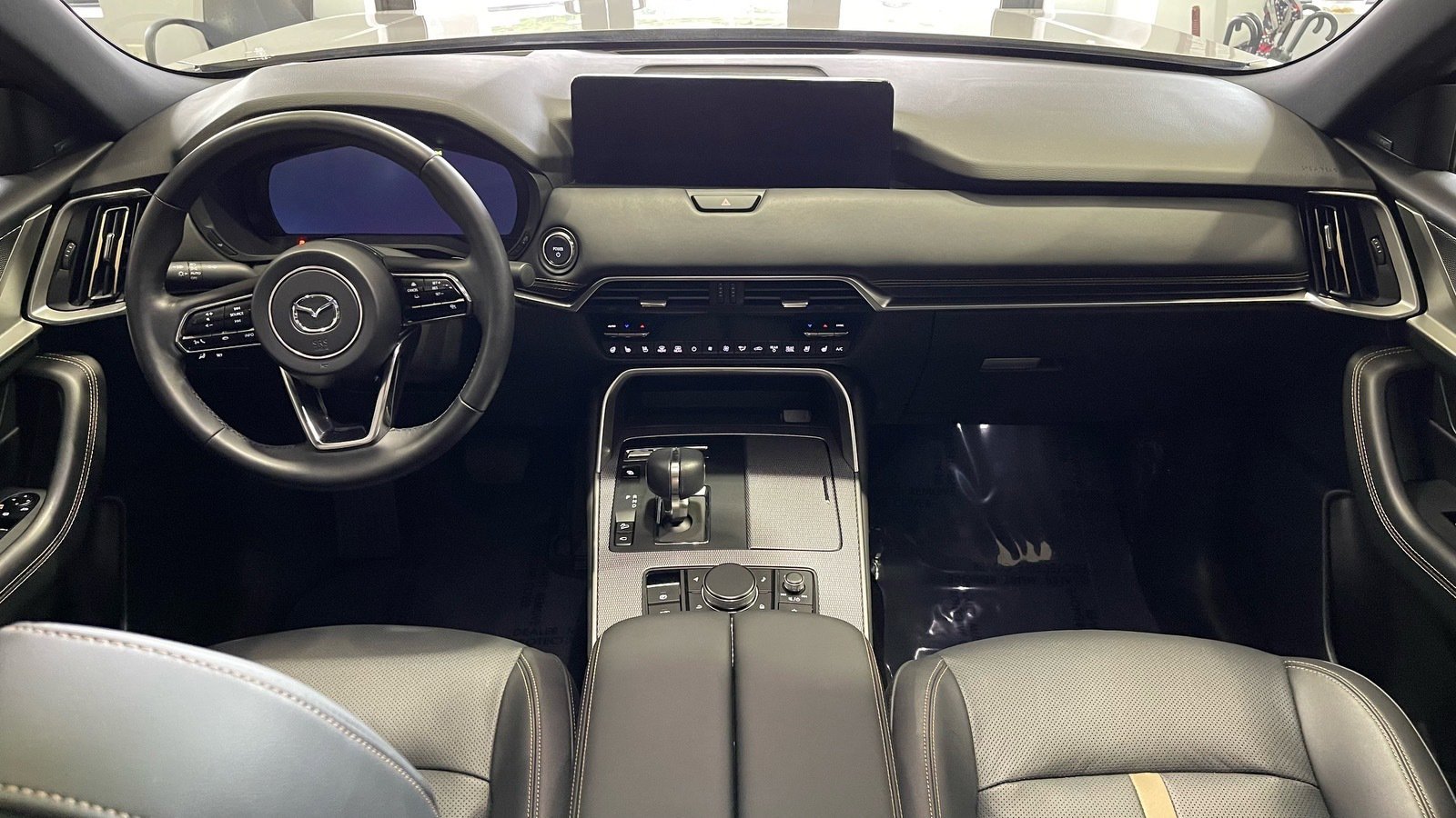 Used 2024 MAZDA CX-90 Plug-In Hybrid w/ Premium Plus AWD/4WD image 30